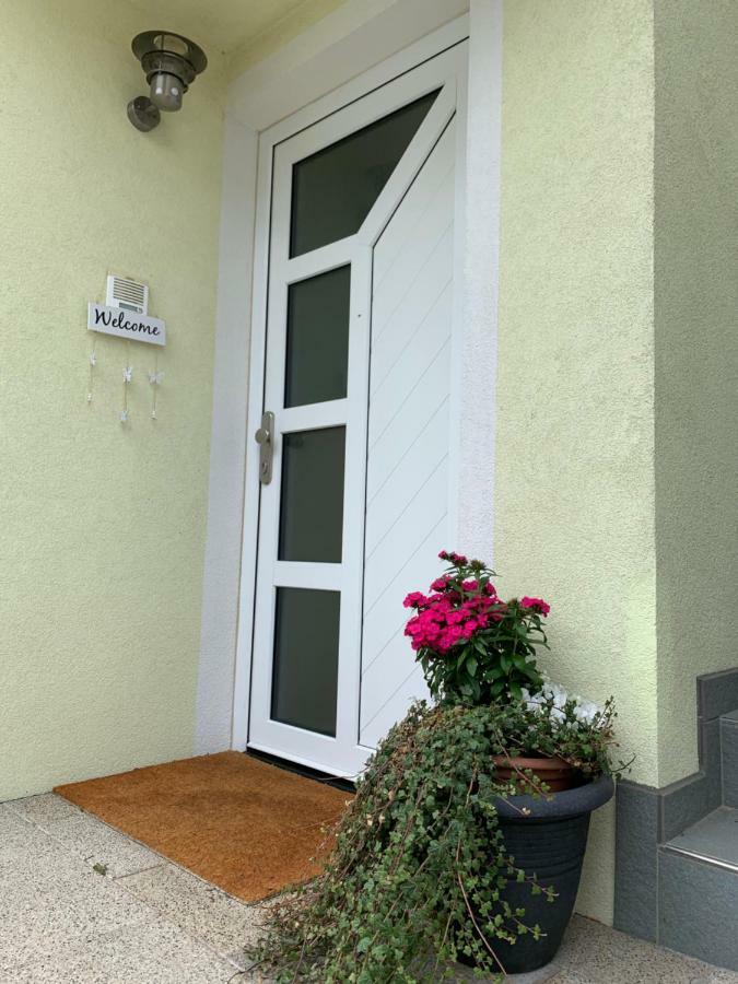 Apartamento Haus Helga Lienz Exterior foto
